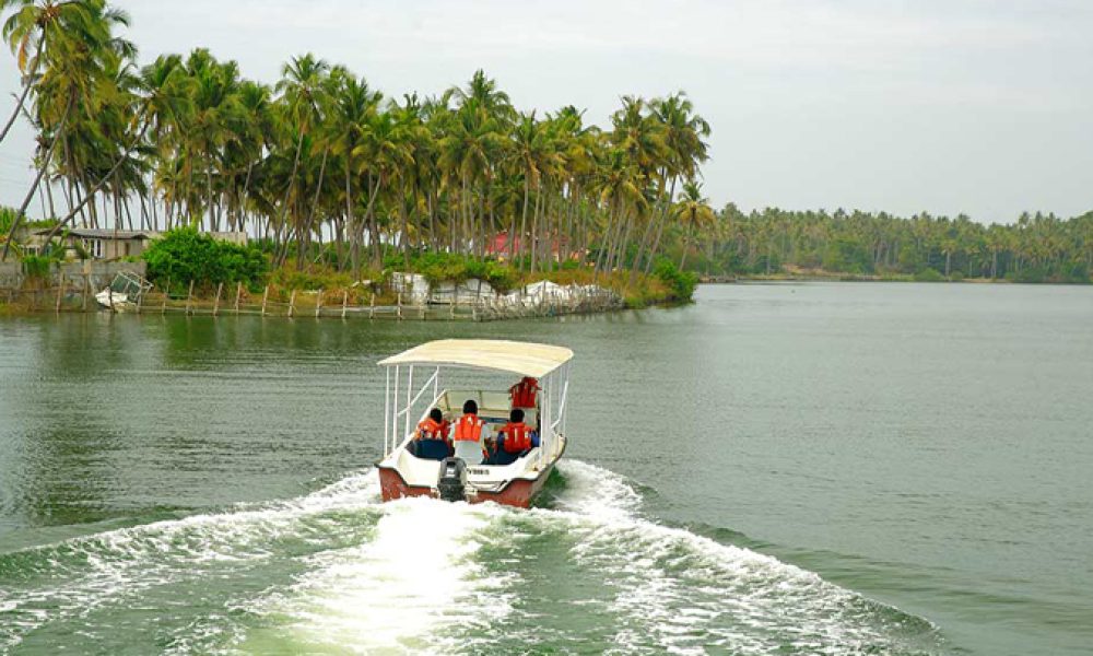 Boating-Nelliyampathy