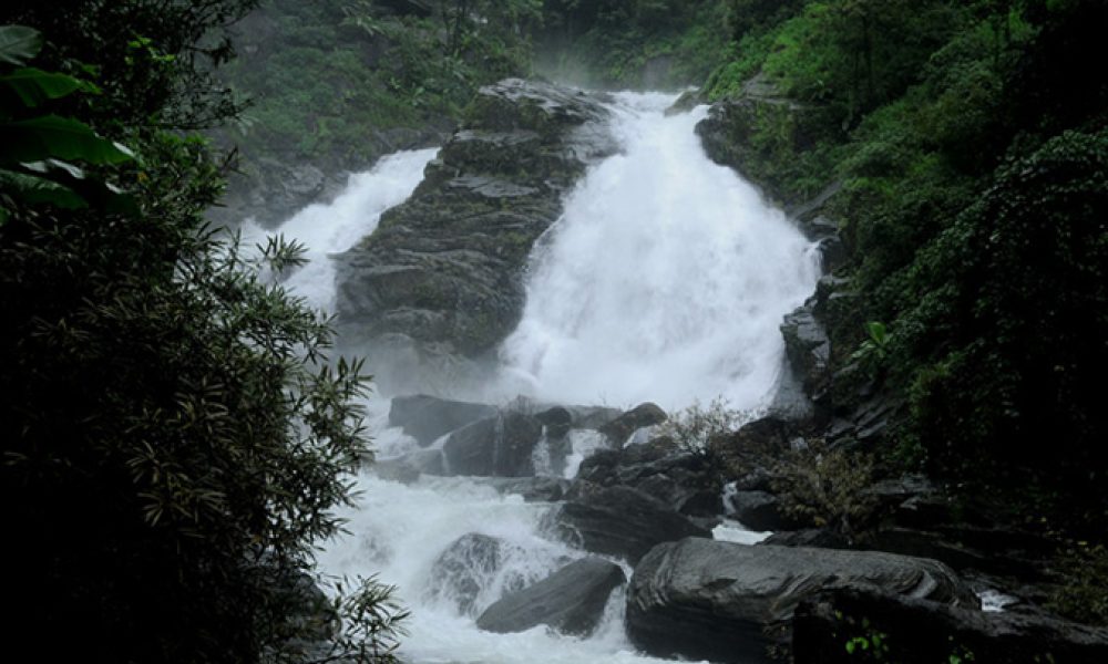 Wayanad-meenmutty-waterfalls
