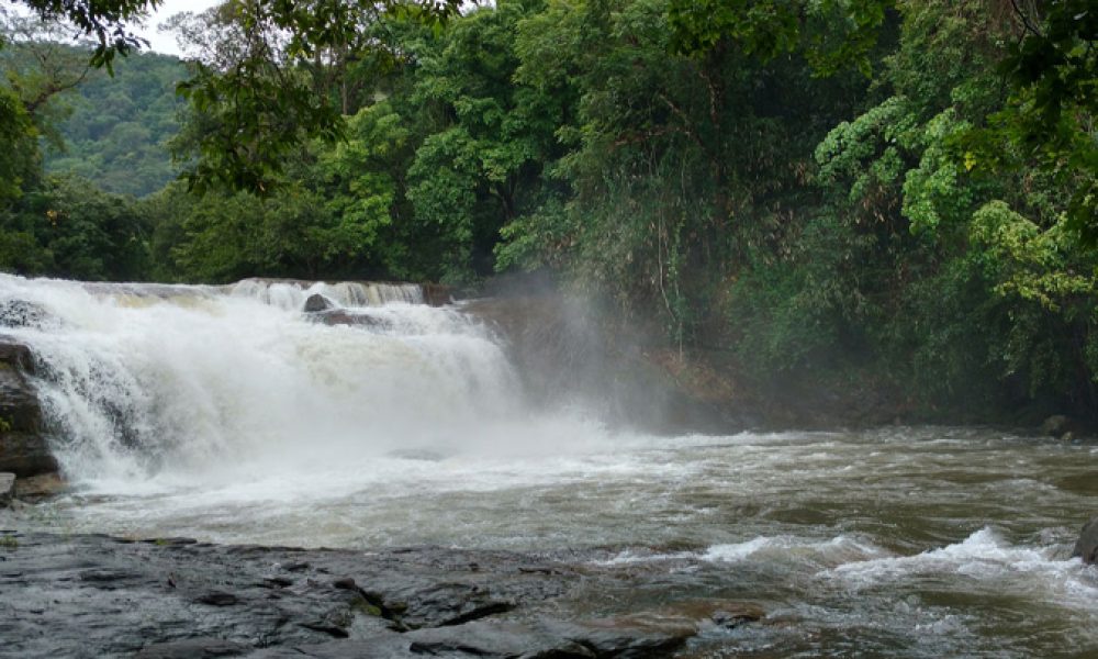 thommankuthu-waterfalls
